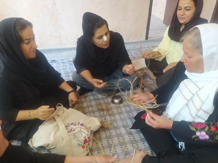 Reviving Traditional Arts in Qaleh Bala Through Mat-Weaving and Kilim-Weaving Workshops